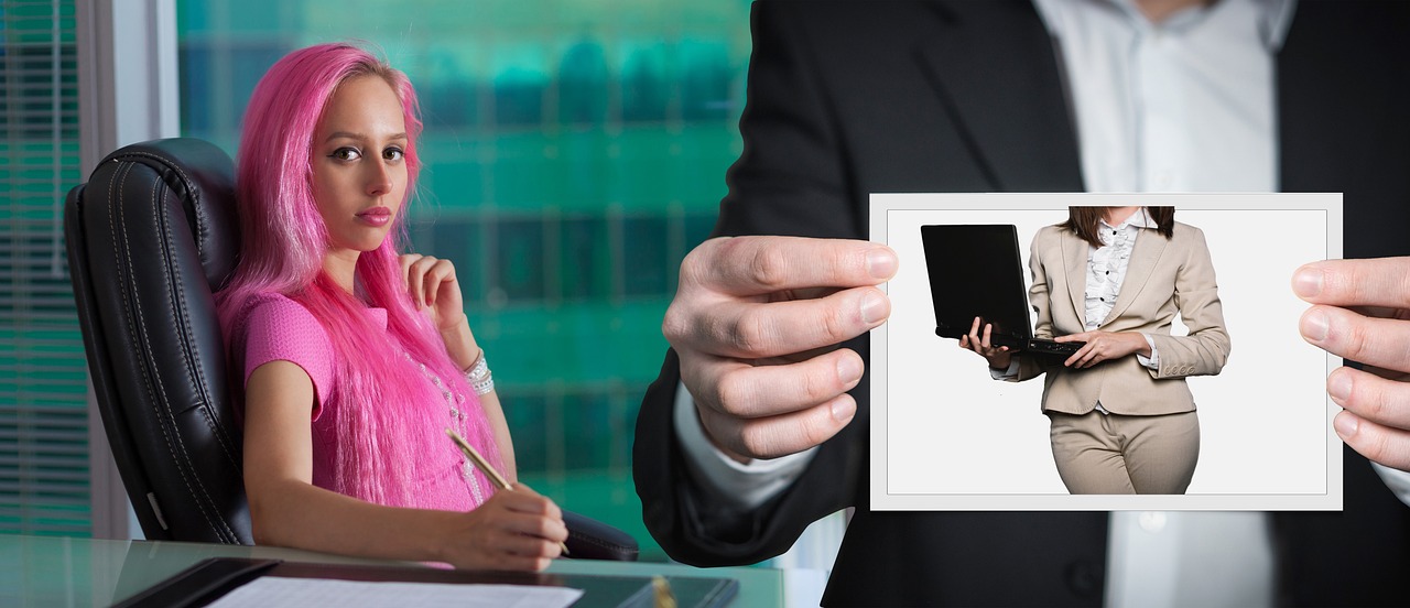 穿越火线：枪战王者：百电通app官方详情下载教程