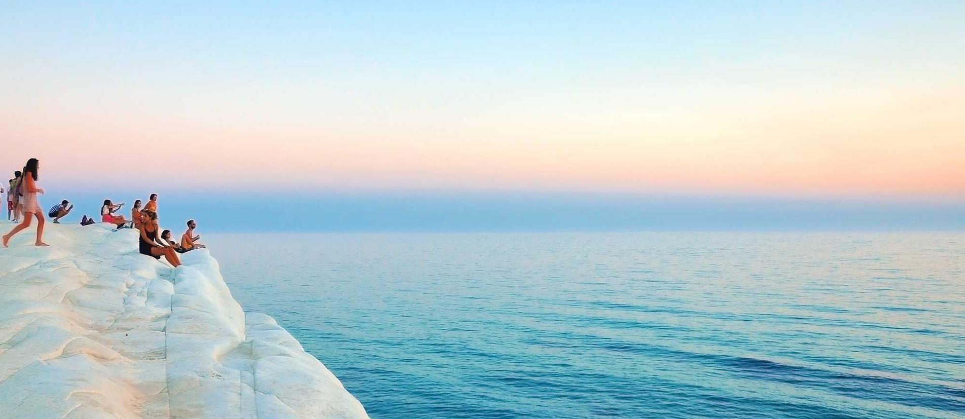 有嘴蓝骆驼：注册记账青岛代理